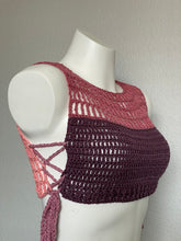 Load image into Gallery viewer, Purple Pink Rose Ribbed Crop Top
